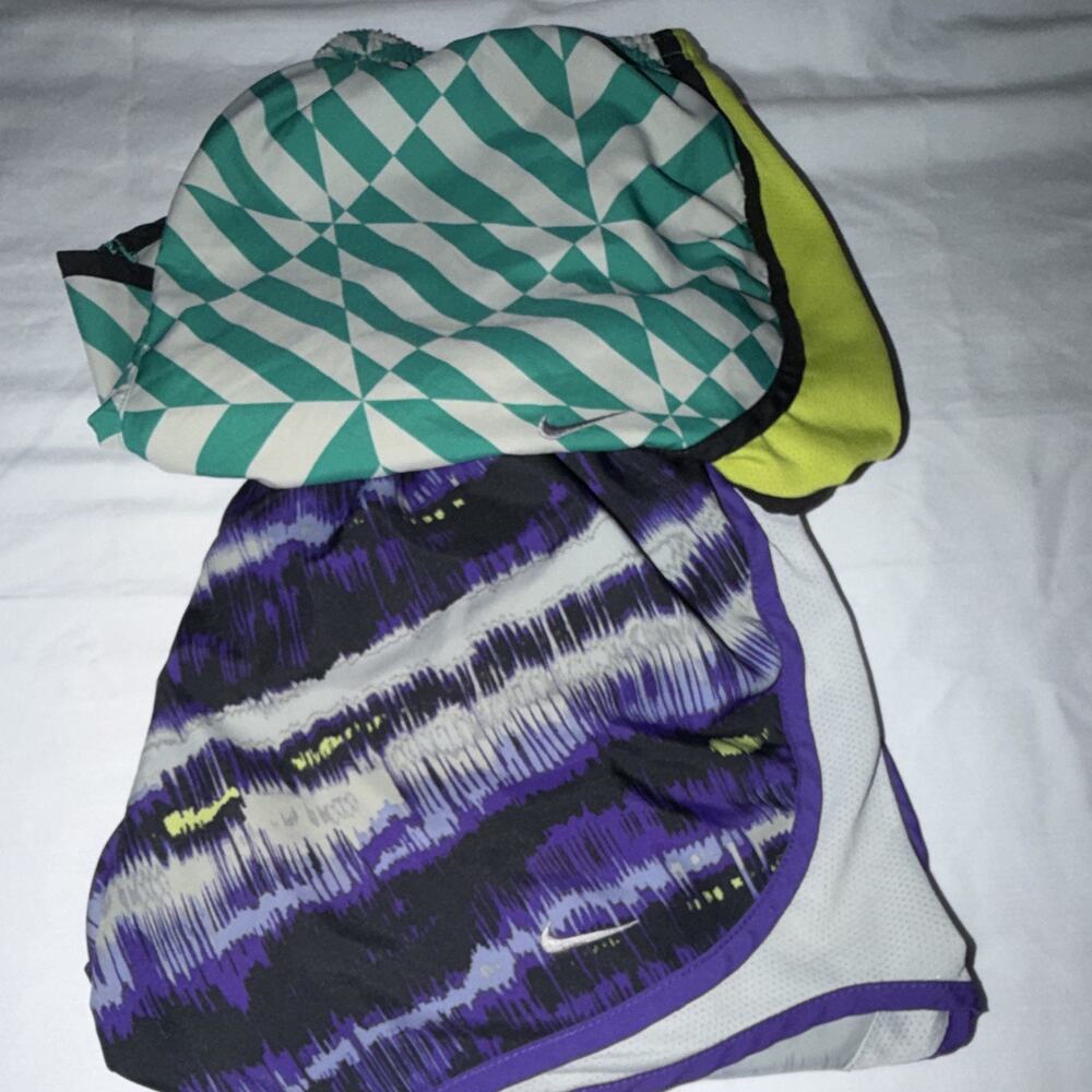 Nike Women’s Running Shorts Medium Lot of 2 Built-In Brief Lined Athletic